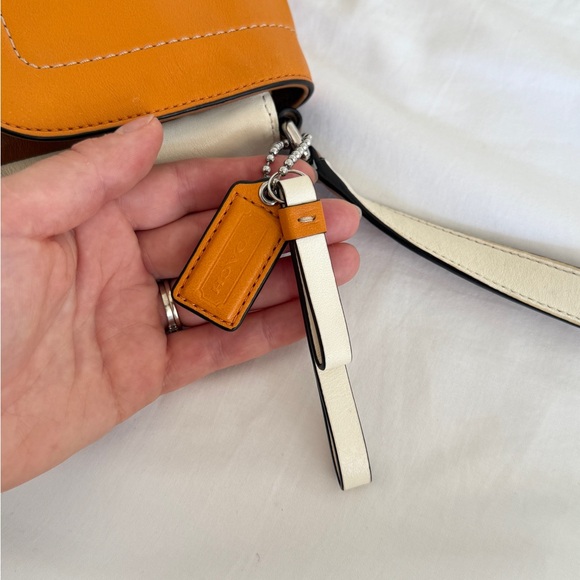 Coach Timeless Tan and Brown Leather Crossbody Bag - Picture 3 of 16